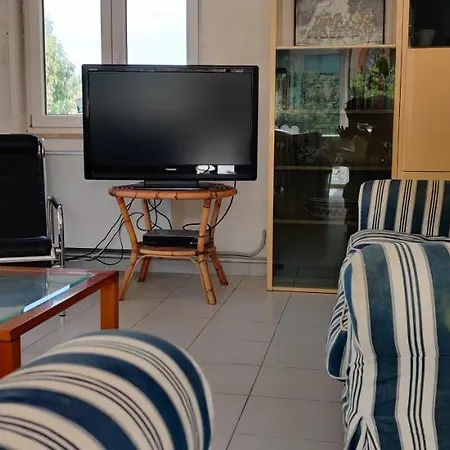 بيت للعطل Varuga