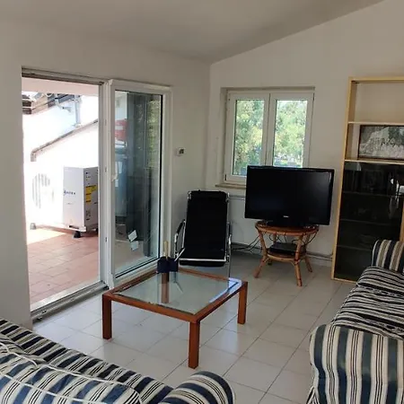 Holiday home Varuga *